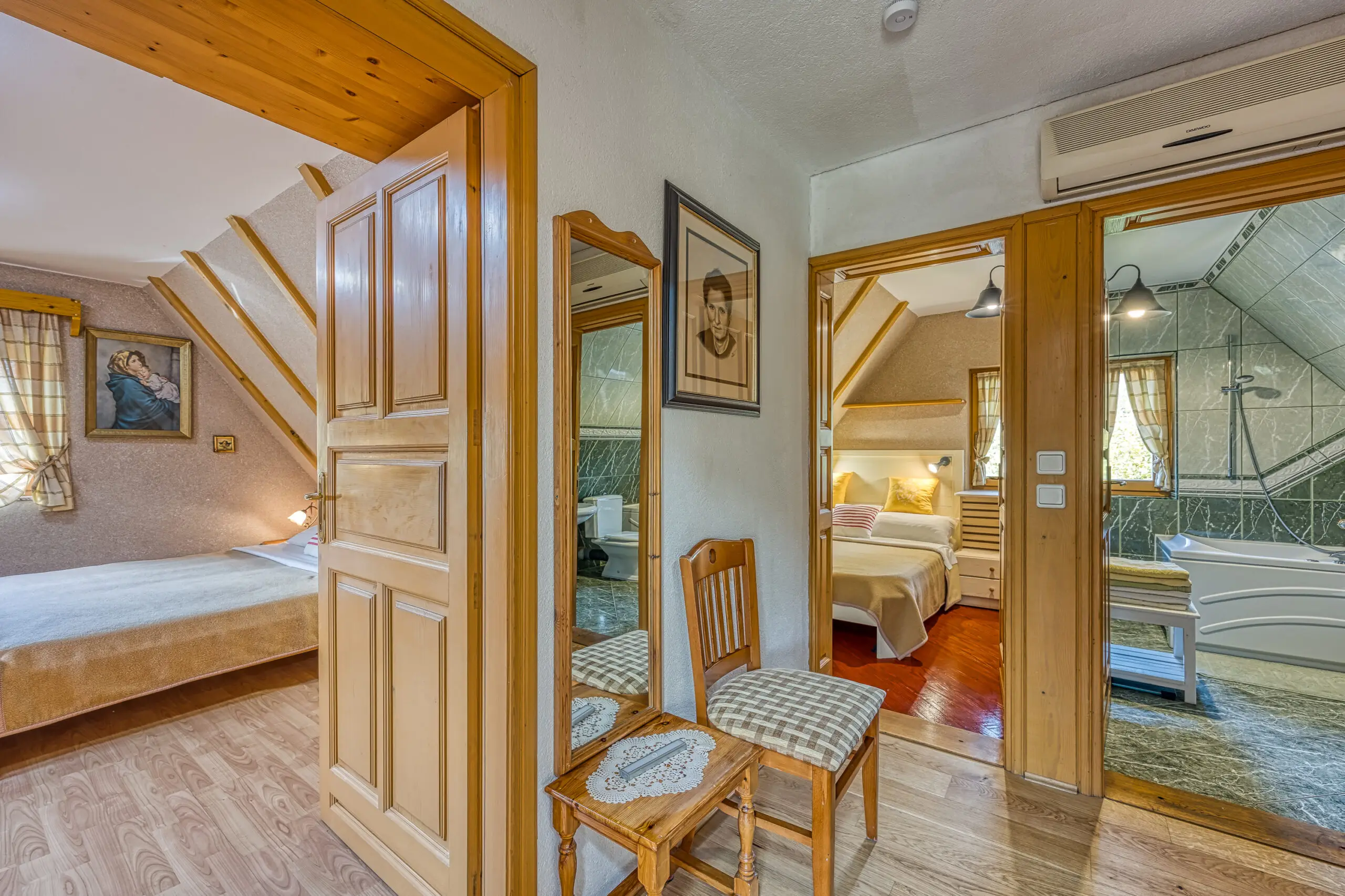 House Gorgeus Challet 2